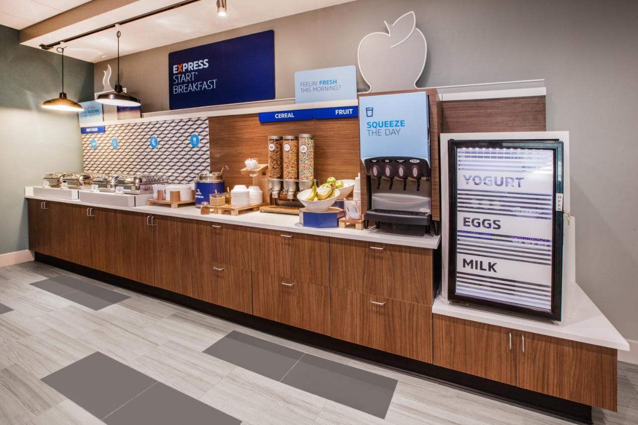 Holiday Inn Express - Cabot By Ihg Kültér fotó
