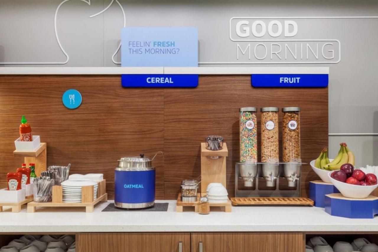 Holiday Inn Express - Cabot By Ihg Kültér fotó